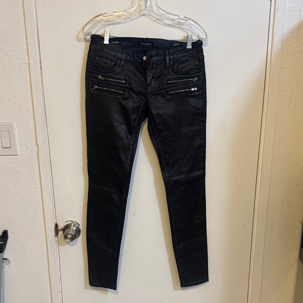 Vigoss Sleek Black Denim with Zipper Accents